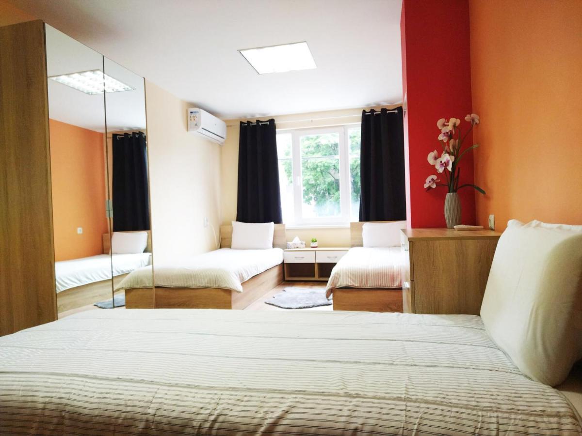 Roma Hostel Várna Kültér fotó